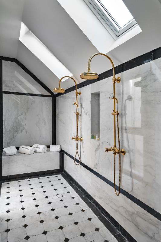 Cool Suite image 2