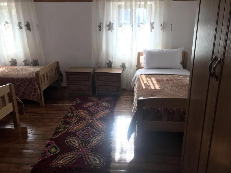 Single Bed in 4-Bed Dormitory Room image 4