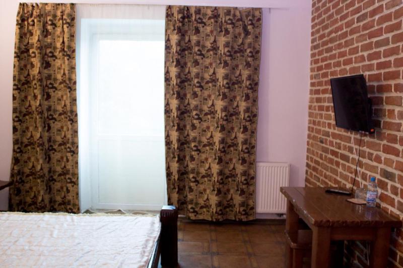 Standard Double Room image 2
