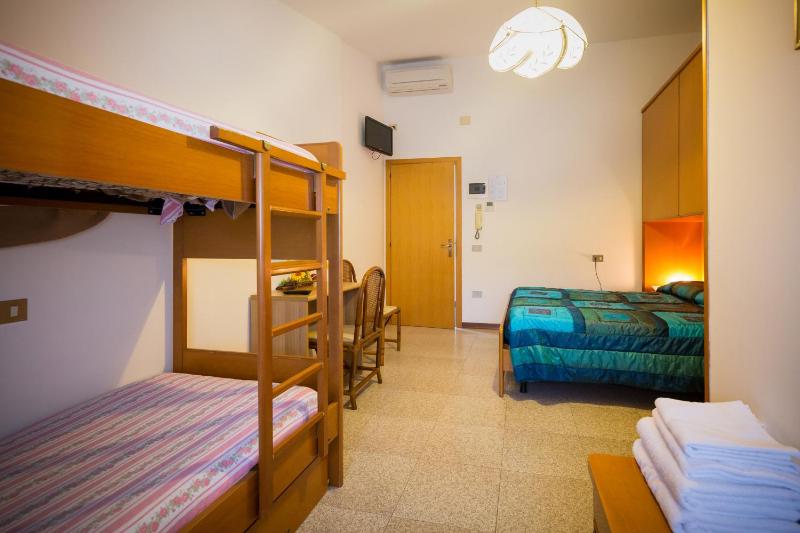 Albergo Ristorante Fabrizio - image 23