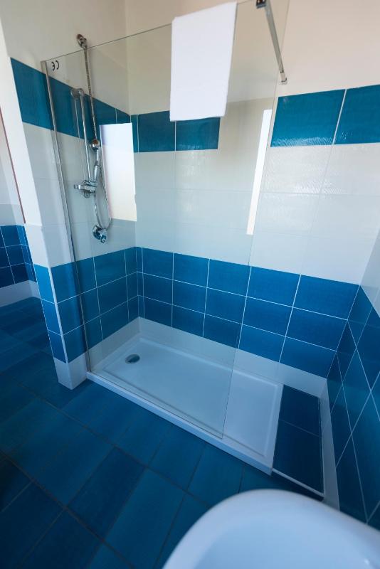 Triple Room image 2