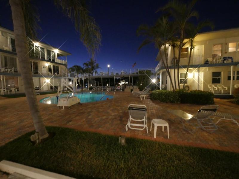 Holiday Isle Yacht Club - image 41