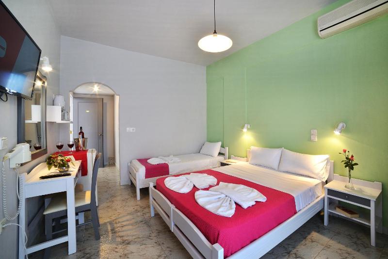 Triple Room image 3