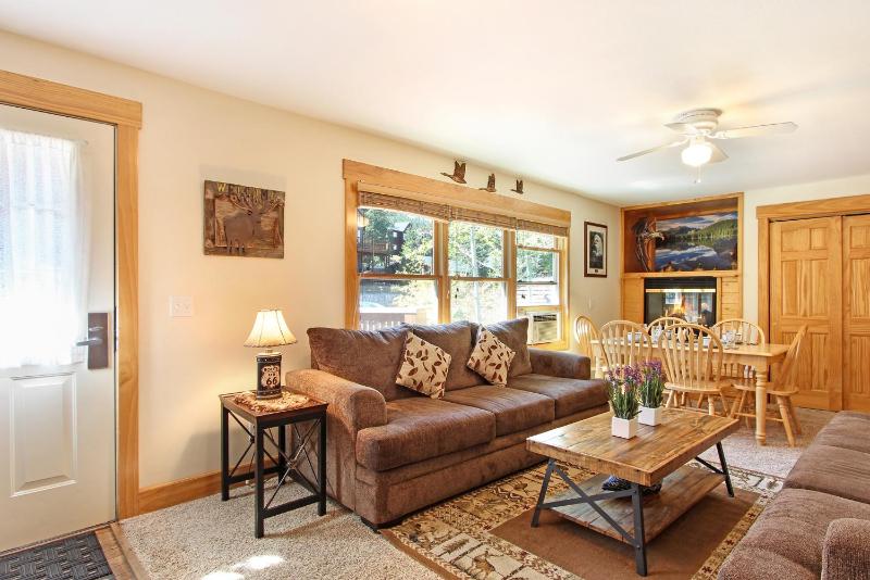 Two-Bedroom Apartment image 3