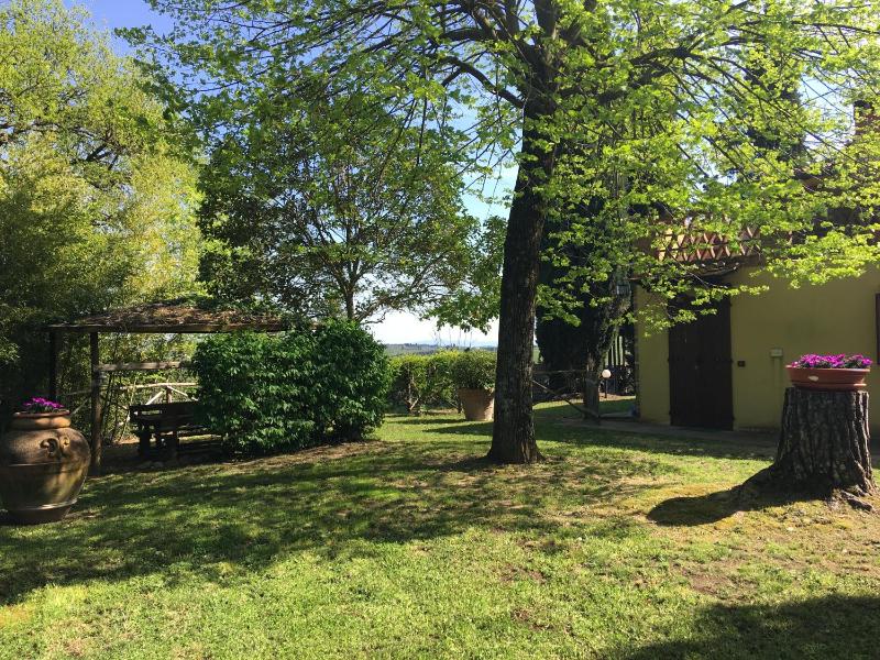 Apartment with Private Garden image 3