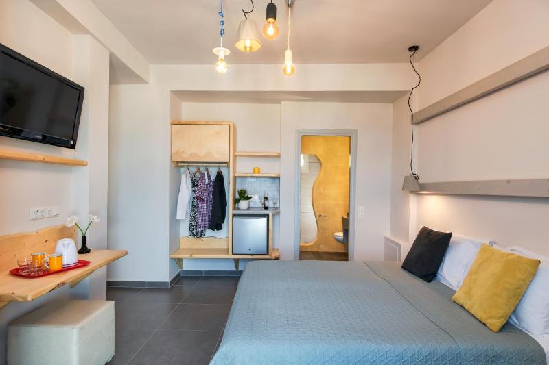 Superior Double or Twin Room image 4