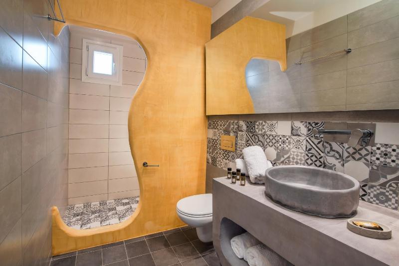 Superior Double or Twin Room image 3