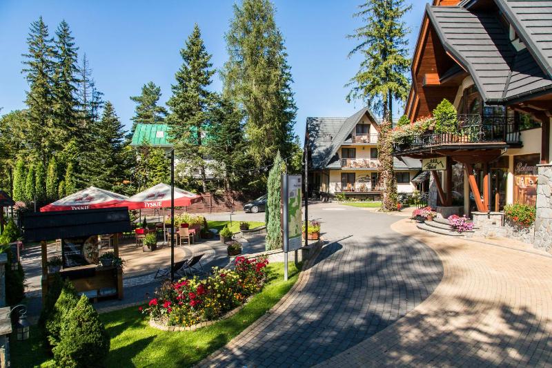 Hotel Willa Pod Skocznią - image 3