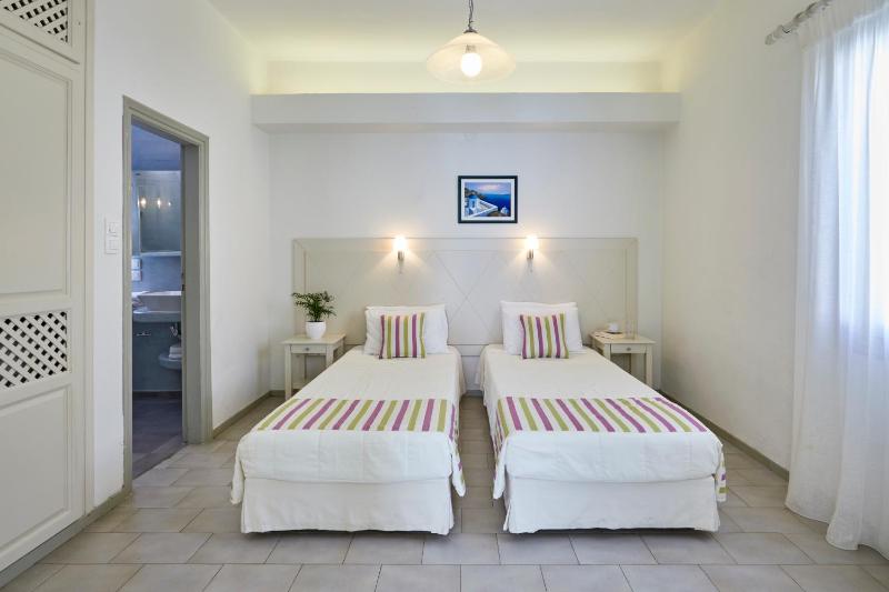Family Room image 1