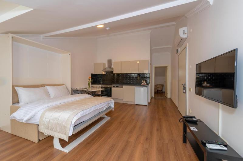 Terrace Suite image 3