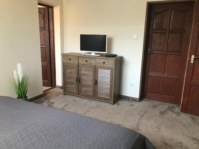 Three-Bedroom Suite image 1