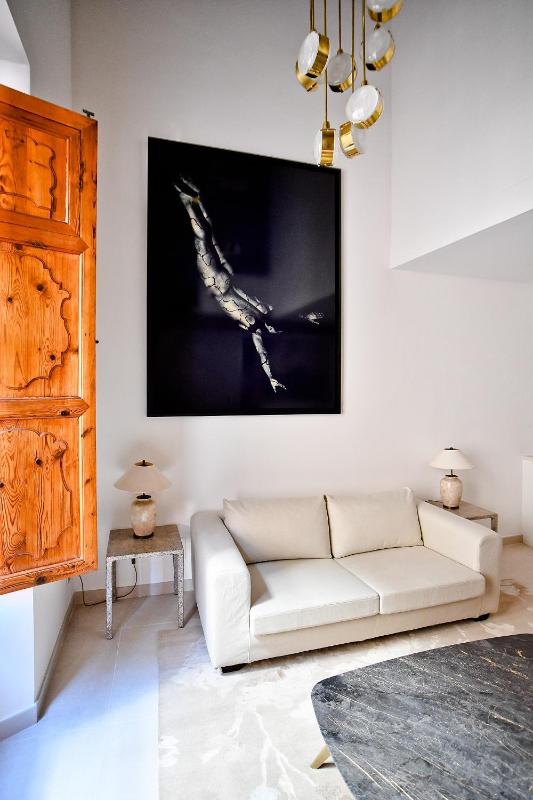 Executive Suite image 4