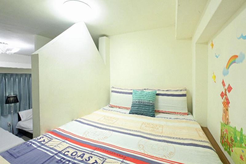 Warm Stay - image 10
