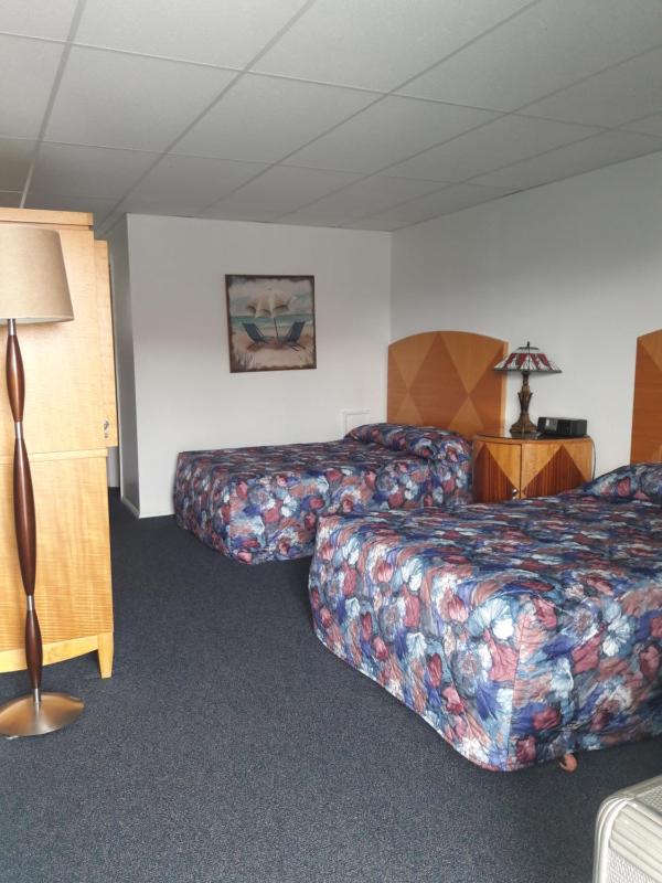 Large Double Room image 2
