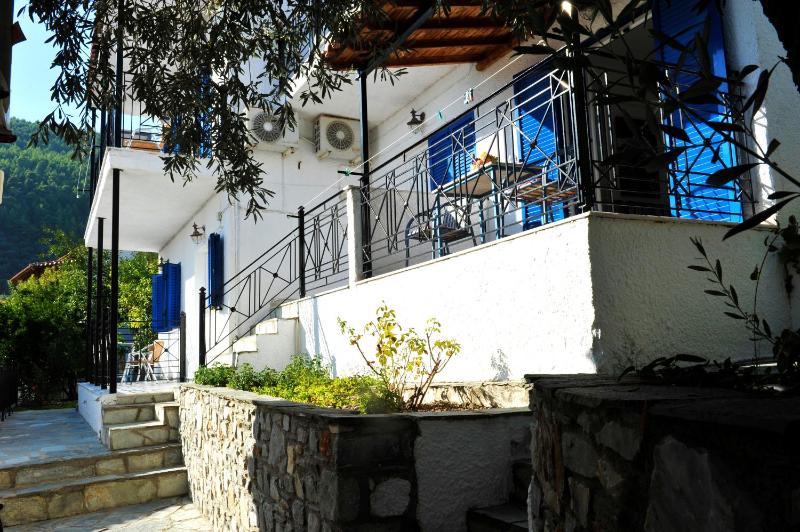 Fengeros Village - image 15