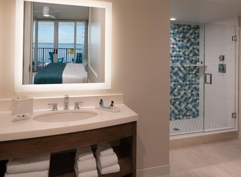 King Suite with Ocean View image 2
