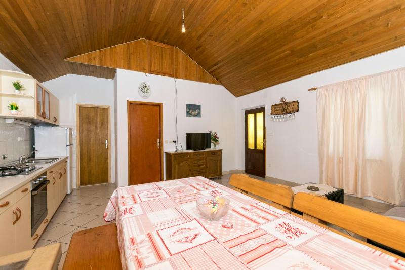 One-Bedroom Holiday Home image 3