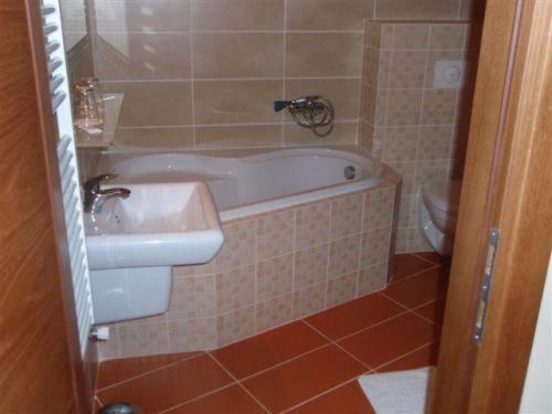 Junior Suite image 3