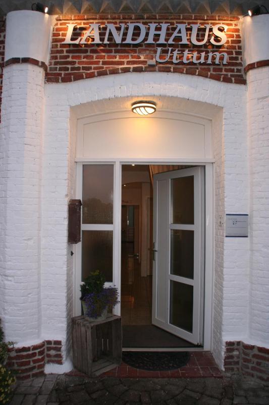 Hotel Garni Landhaus Uttum - image 29