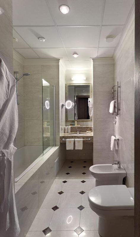 Classic Double Room - Golf View image 3