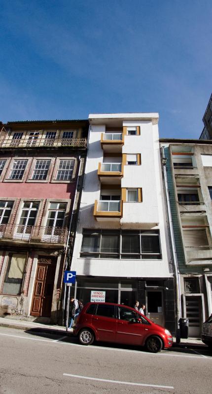 Spot Apartments - image 24