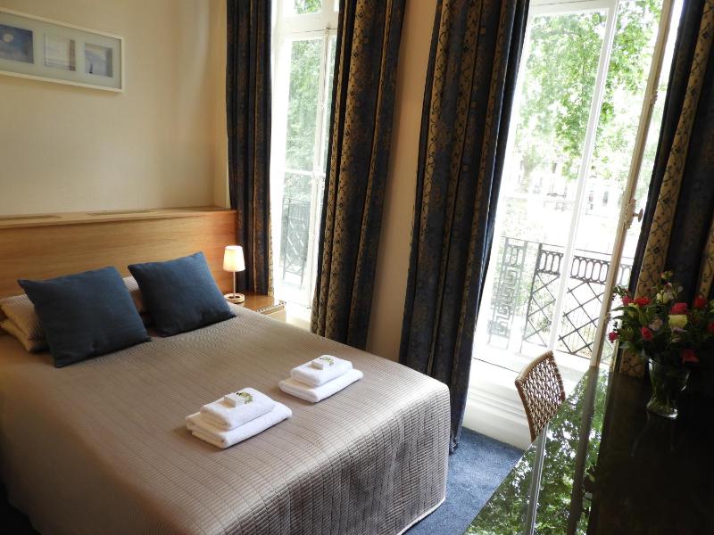 En Suite Double Room image 1