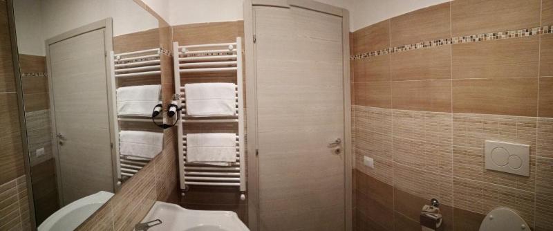Deluxe Triple Room image 1