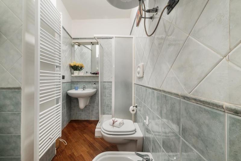 GuestHost - Bologna Central Studio - image 14