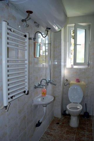 Double or Twin Room image 2