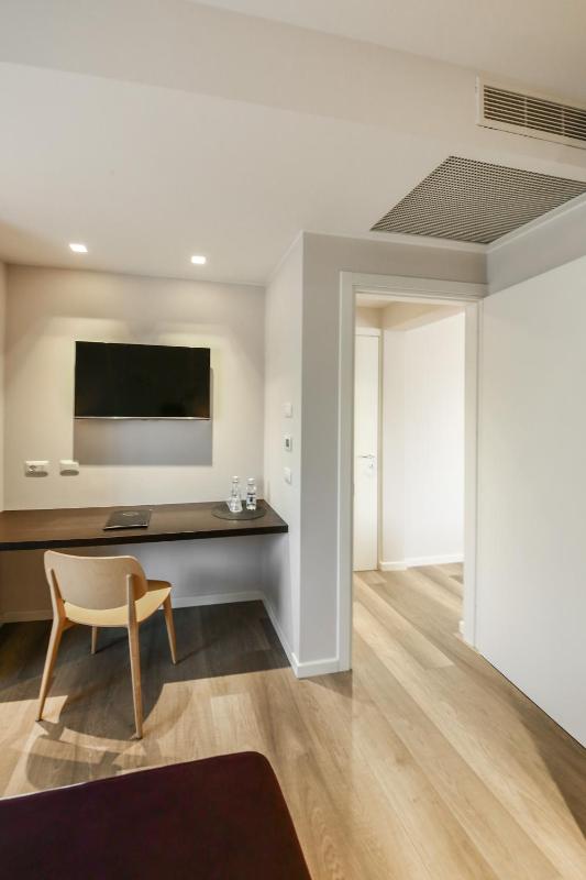Suite image 3