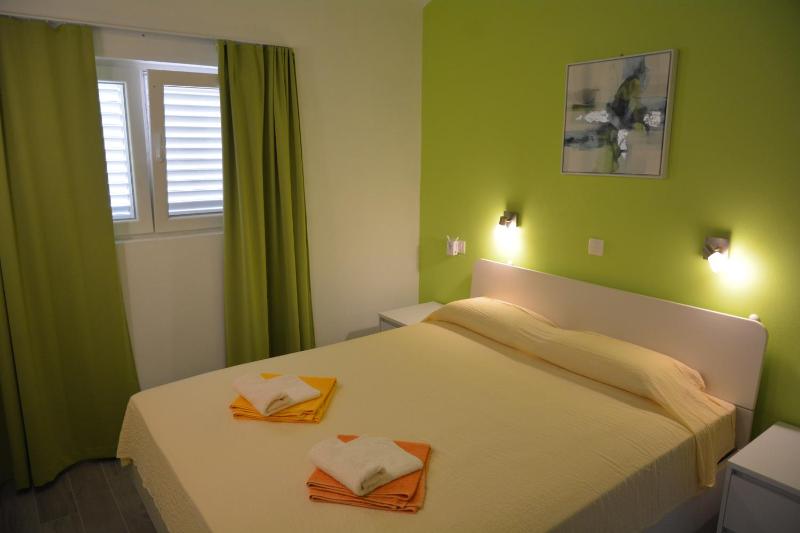 Apartment with Sea View image 3