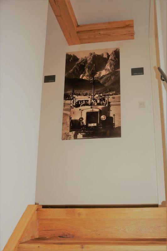One-Bedroom Apartment image 3