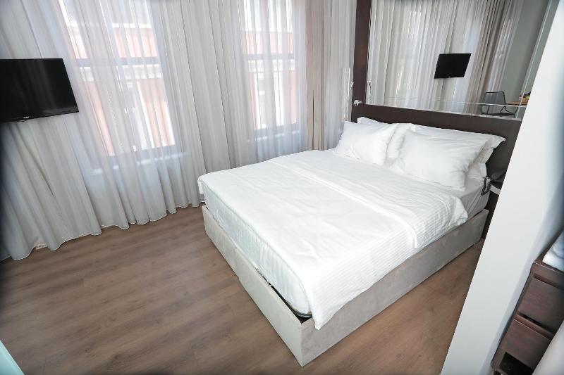 FERMAN PERA HOTEL - image 15