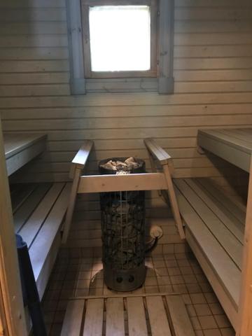 Two-Bedroom Cottage with Sauna image 3