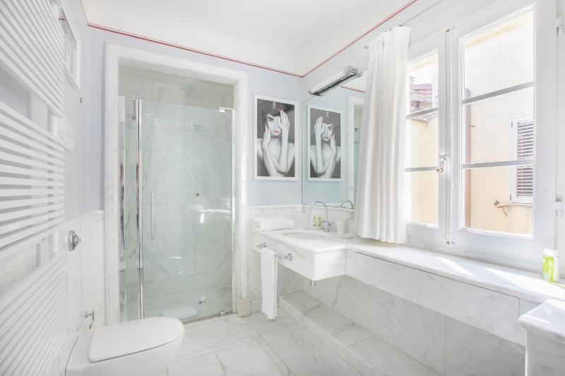 Contemporary Apartment image 1