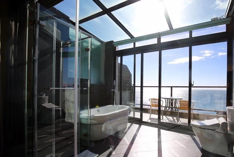 Jing Guan Hotel - image 17
