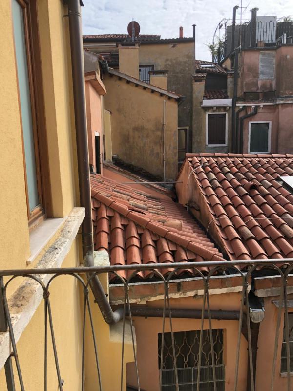 One-Bedroom Apartment image 3