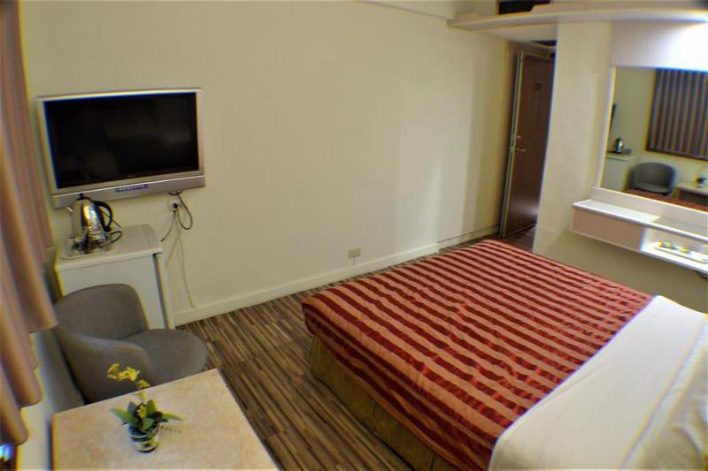 Lo Fo Hotel - image 5