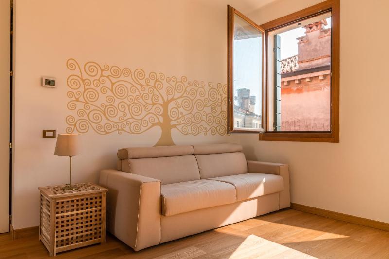 Apartment image 4