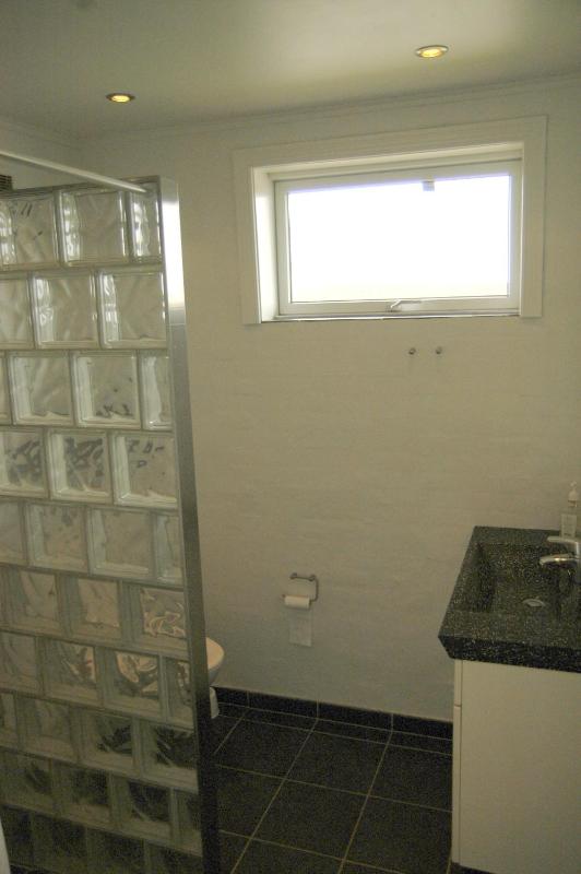 Double or Twin Room with Shared Bathroom image 1