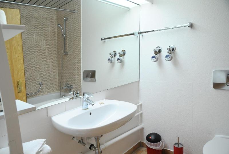 Classic Apartment image 4