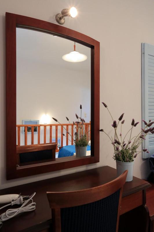 Maisonette with Partial Sea View image 4