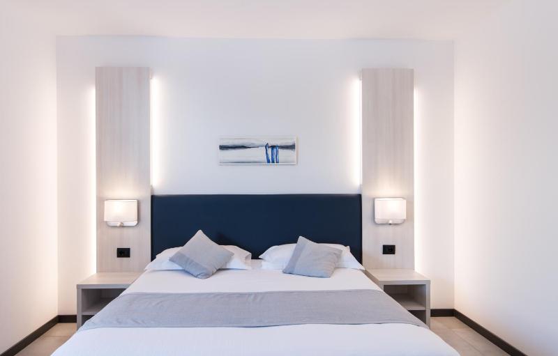 Double or Twin Room with Balcony image 1