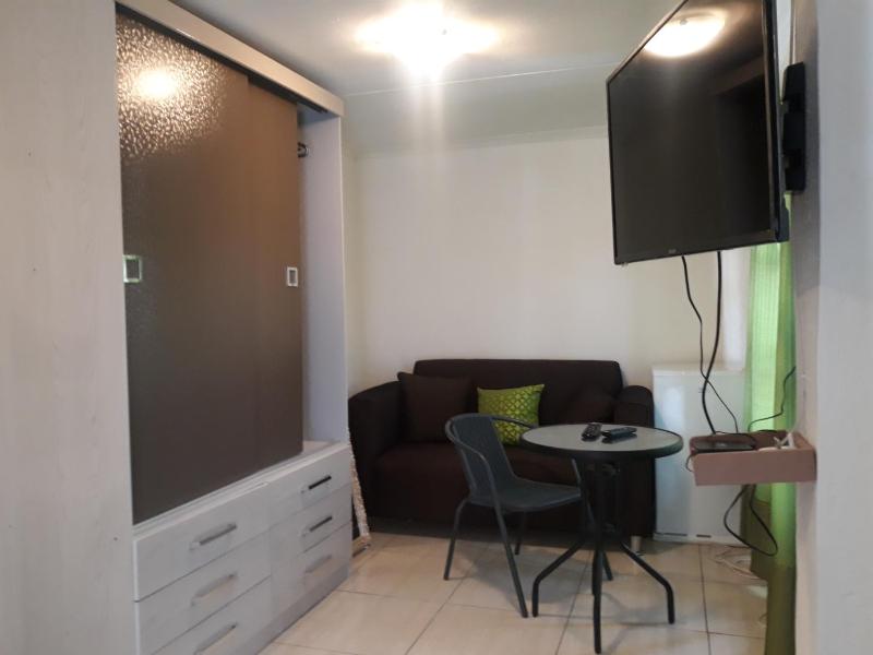 Thula Du Estate - one bed apartment - image 12