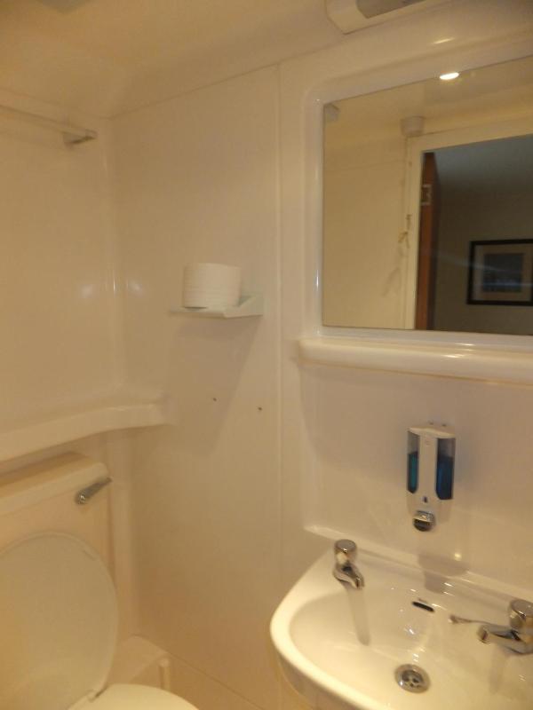 Triple Room with private toilet and shower image 2