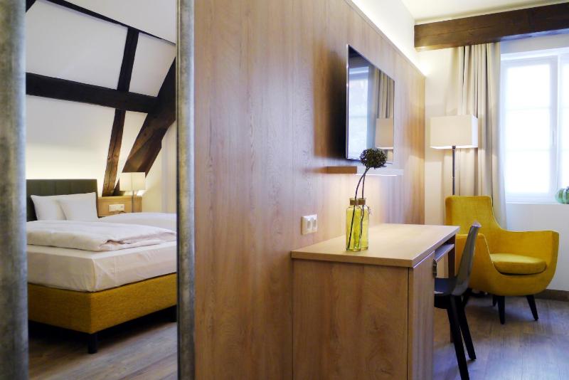 Double Room image 2