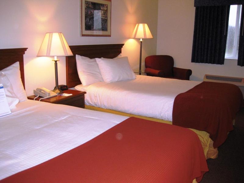 Double Room with Two Double Beds - Non-Smoking image 2