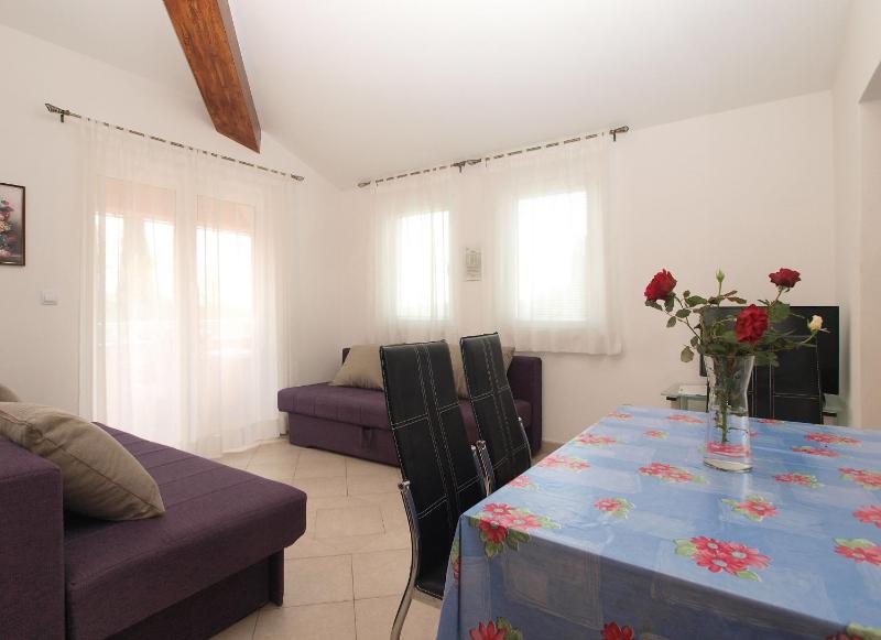 Apartment image 2