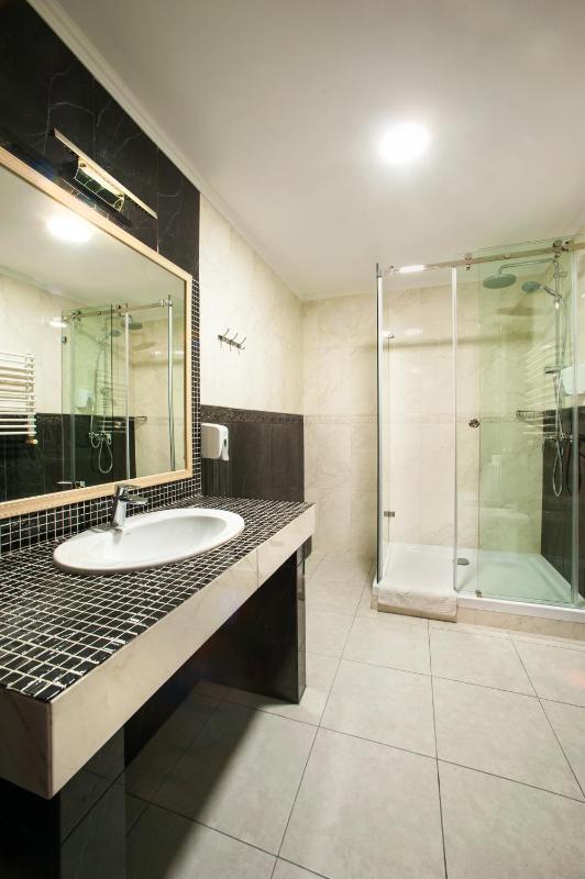 Superior Suite image 1