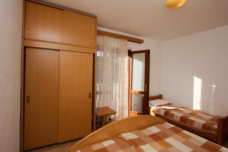 One-Bedroom Suite image 3